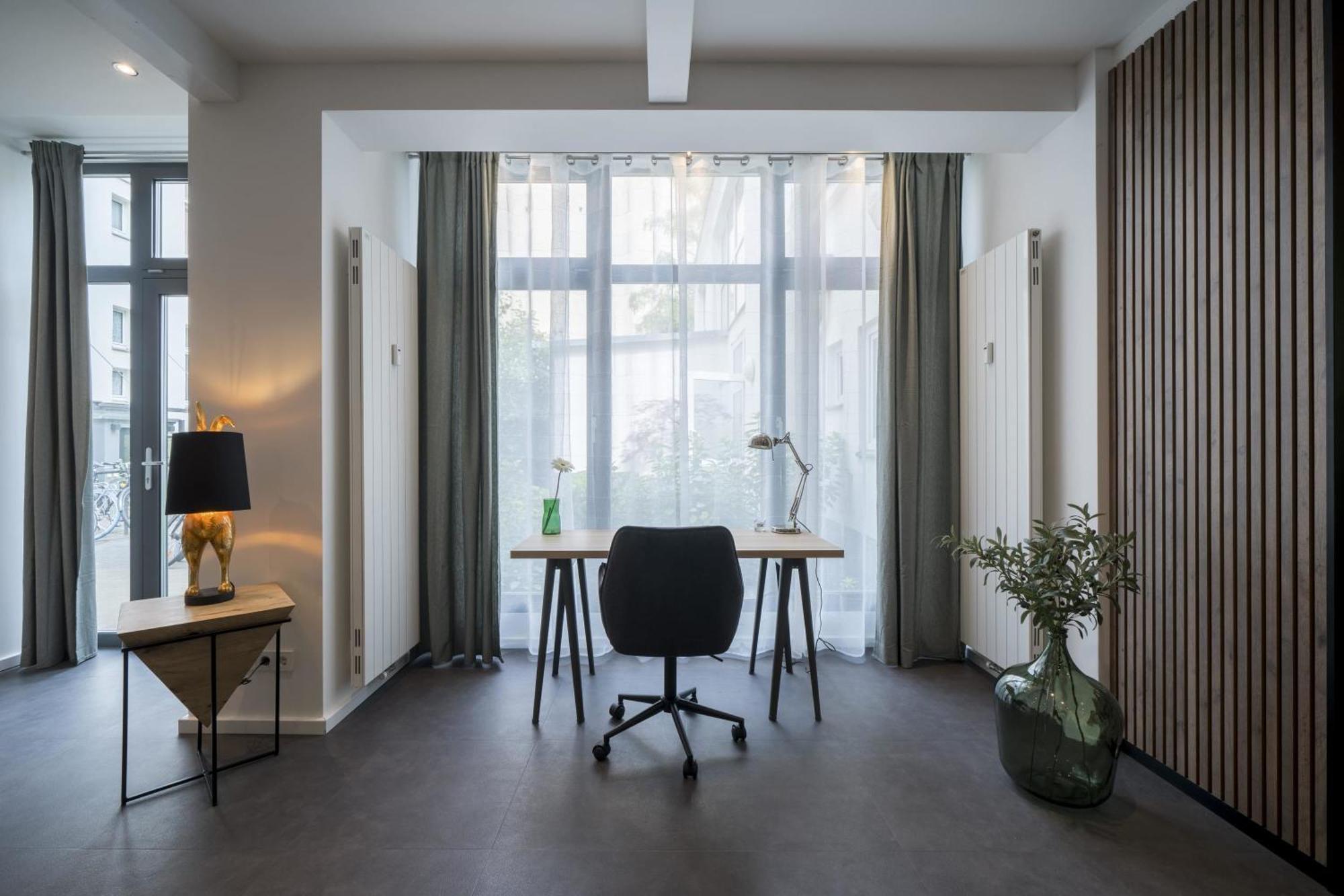 Homely - Luxury Loft, Modern, Near Kurfuerstendamm I Cafe * Berlin
