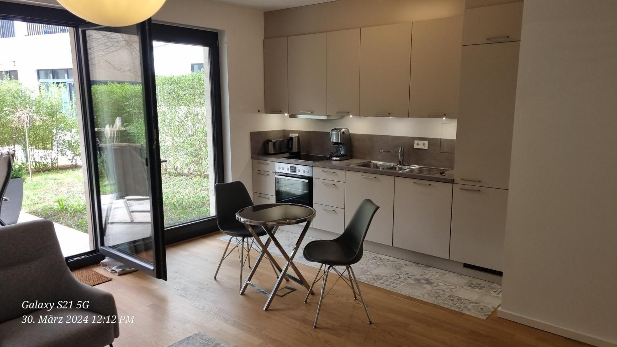 Apartment Luxi Luxurioeses Mit Terrasse Und Garten Mitten In Berlin