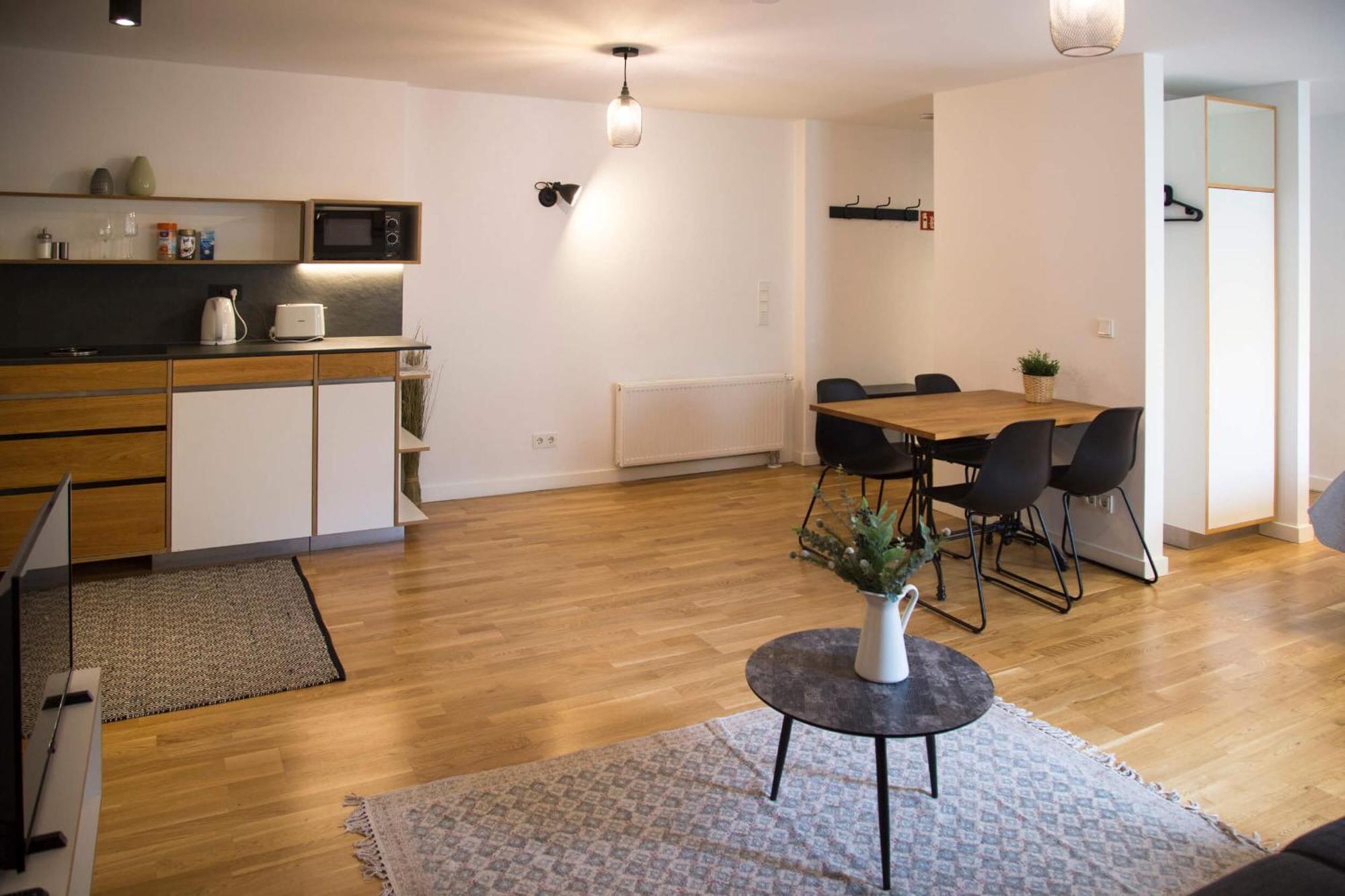 Madflats S-bahn Friedenau Apartment Berlin