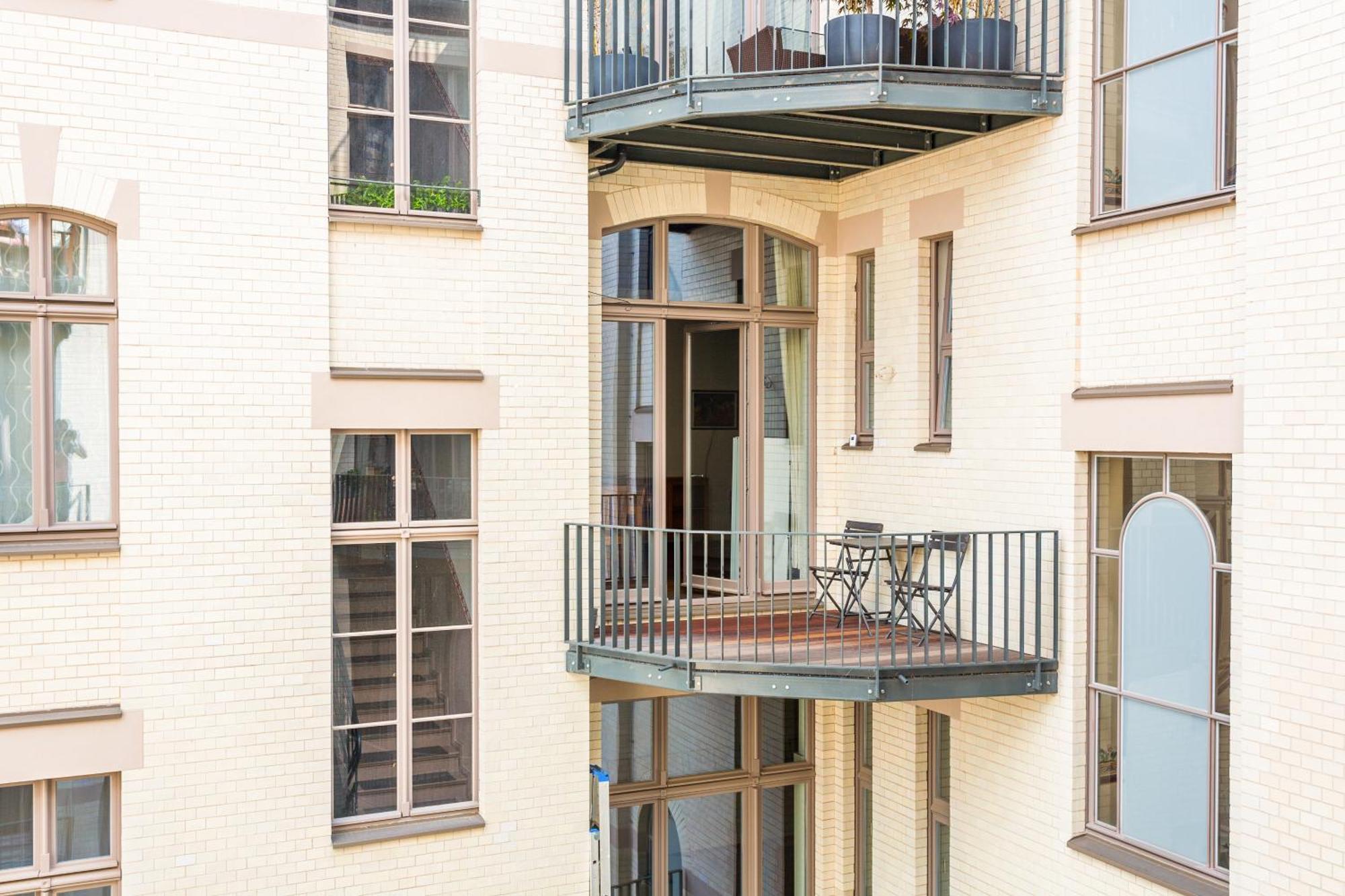 Aptc Downtown Monument4rent Near Checkpoint Charlie * Berlin