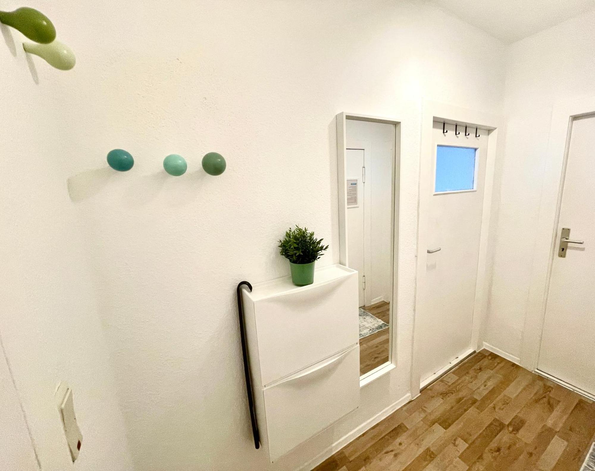 Urban Harmony Apartment *