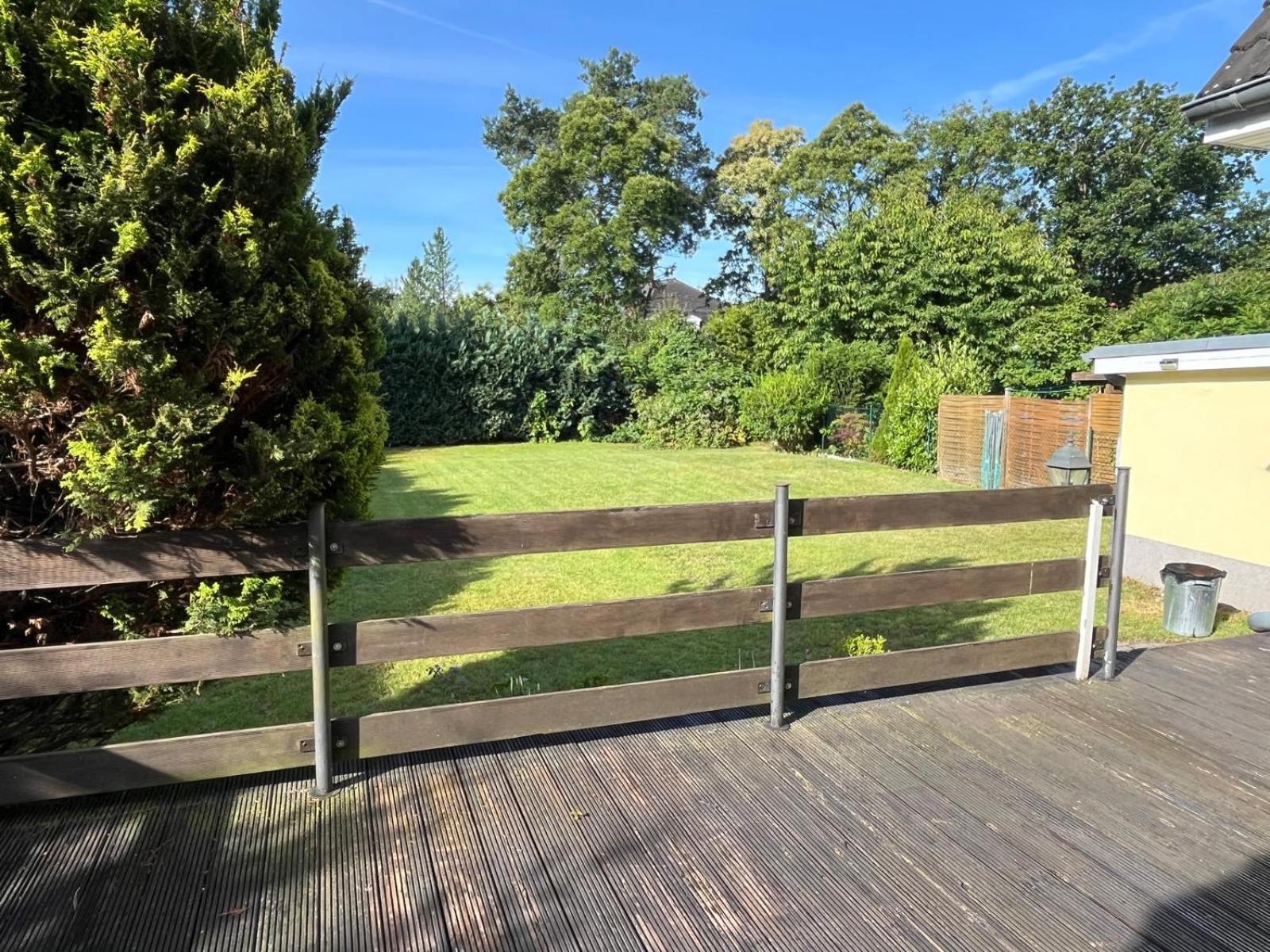 Holiday home Frundsberg 24-ferienhaus, Zentral Im Herzen Berlins, Pkw-stellplatz Und W-lan Kostenlos *