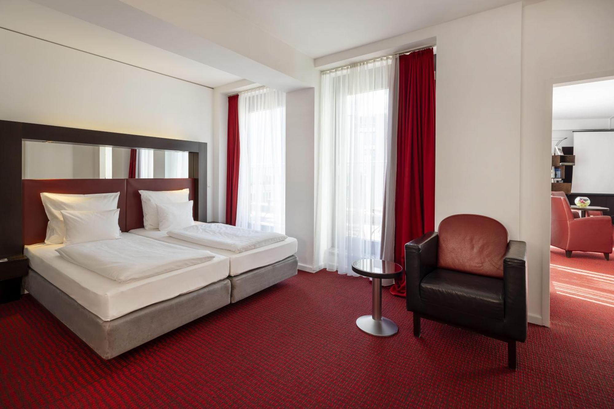 Hotel Arcotel Velvet 4*