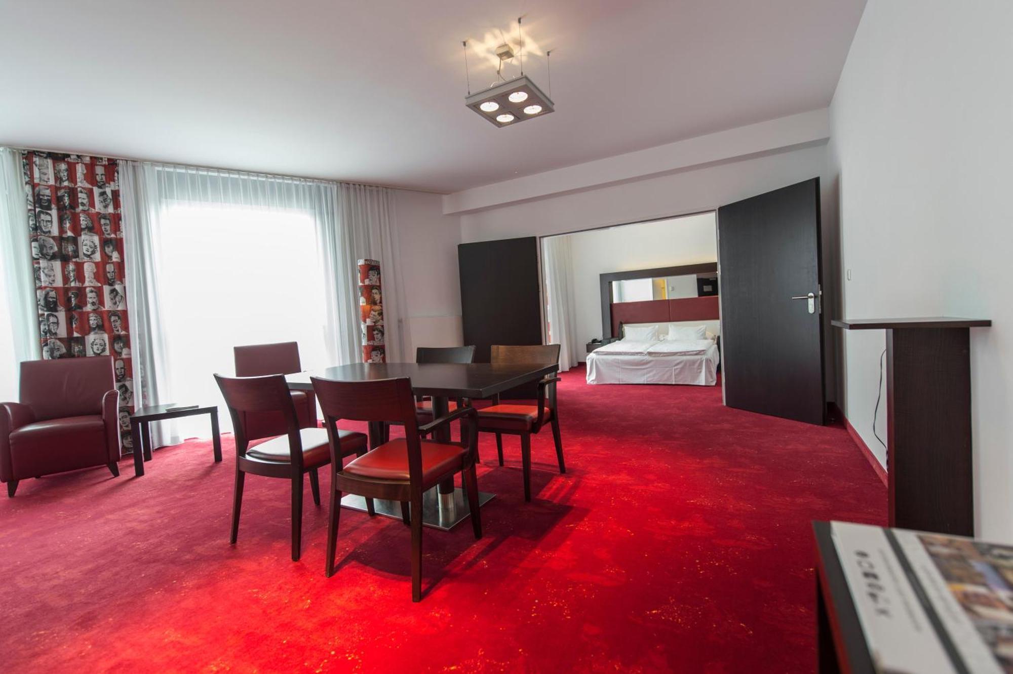 Hotel Arcotel Velvet