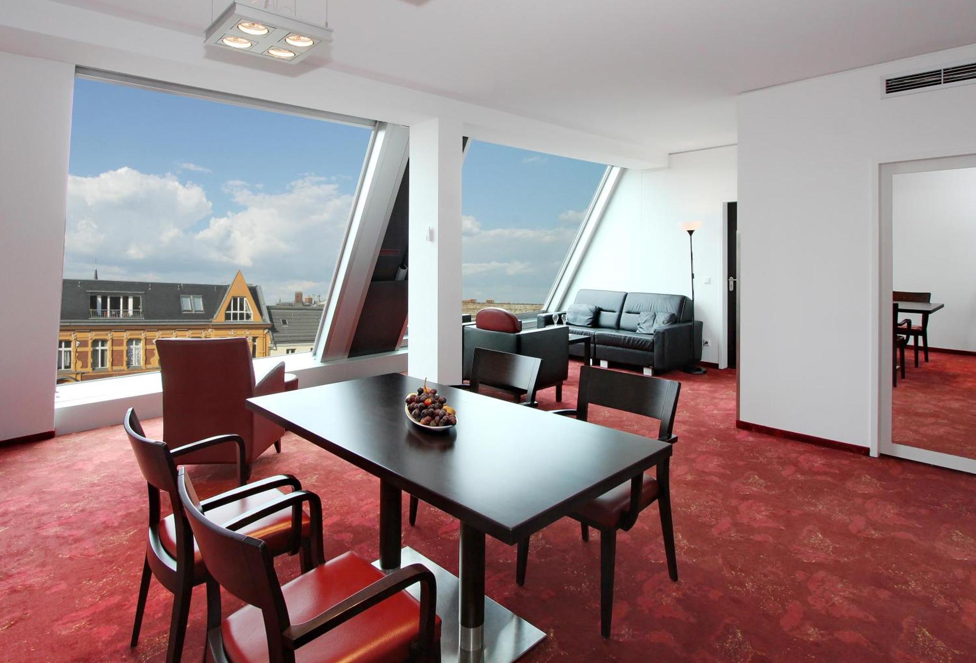 Hotel Arcotel Velvet 4*