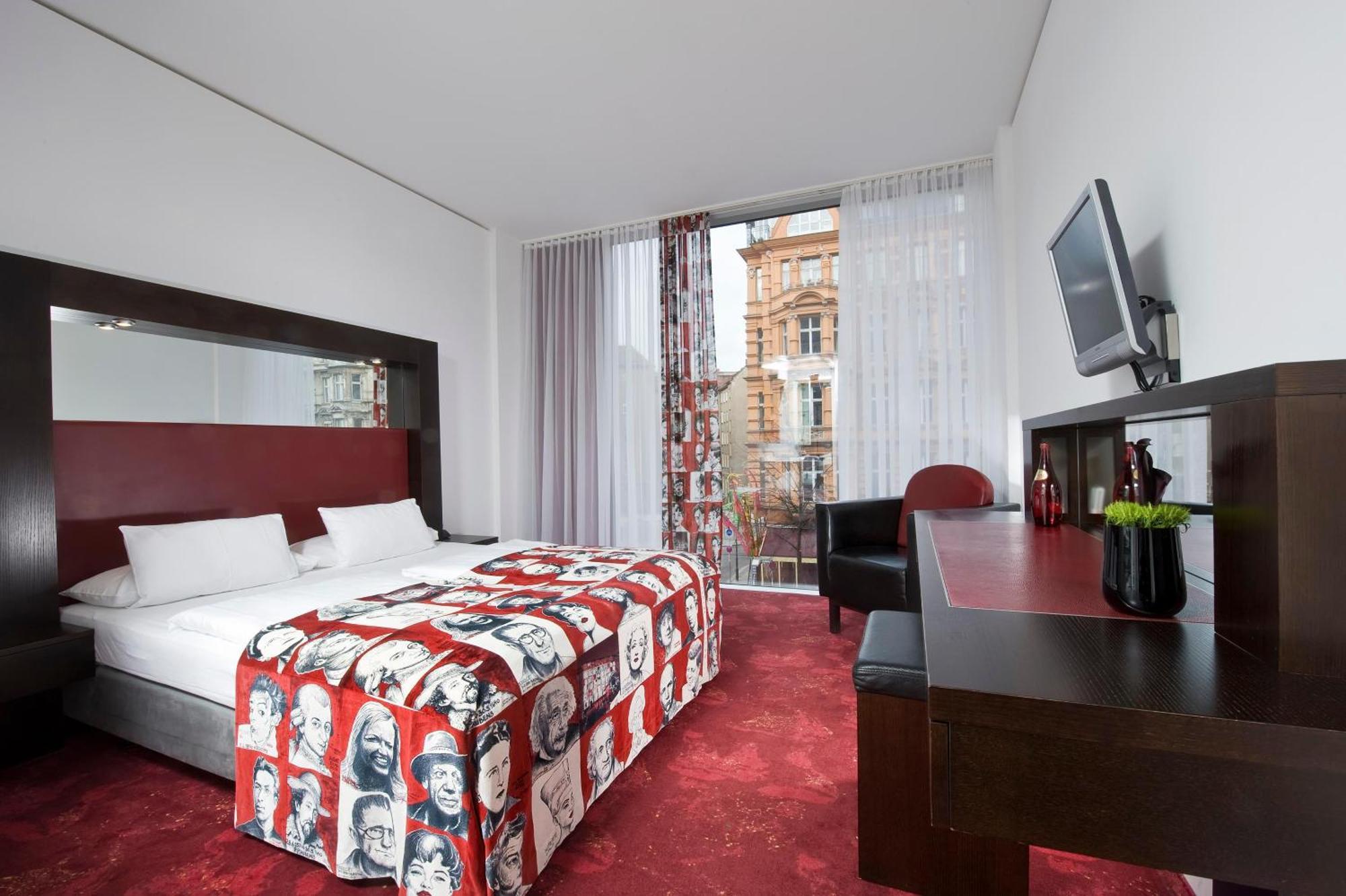 Arcotel Velvet