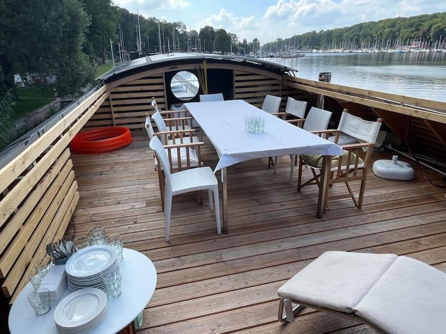 Hausboot Vom Feinsten Berlin