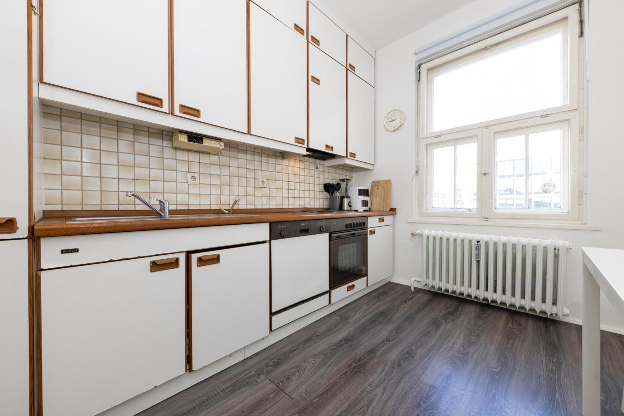 160qm 6-zimmer Banksi-galerie-apartment Hauptbahnhof Berlin