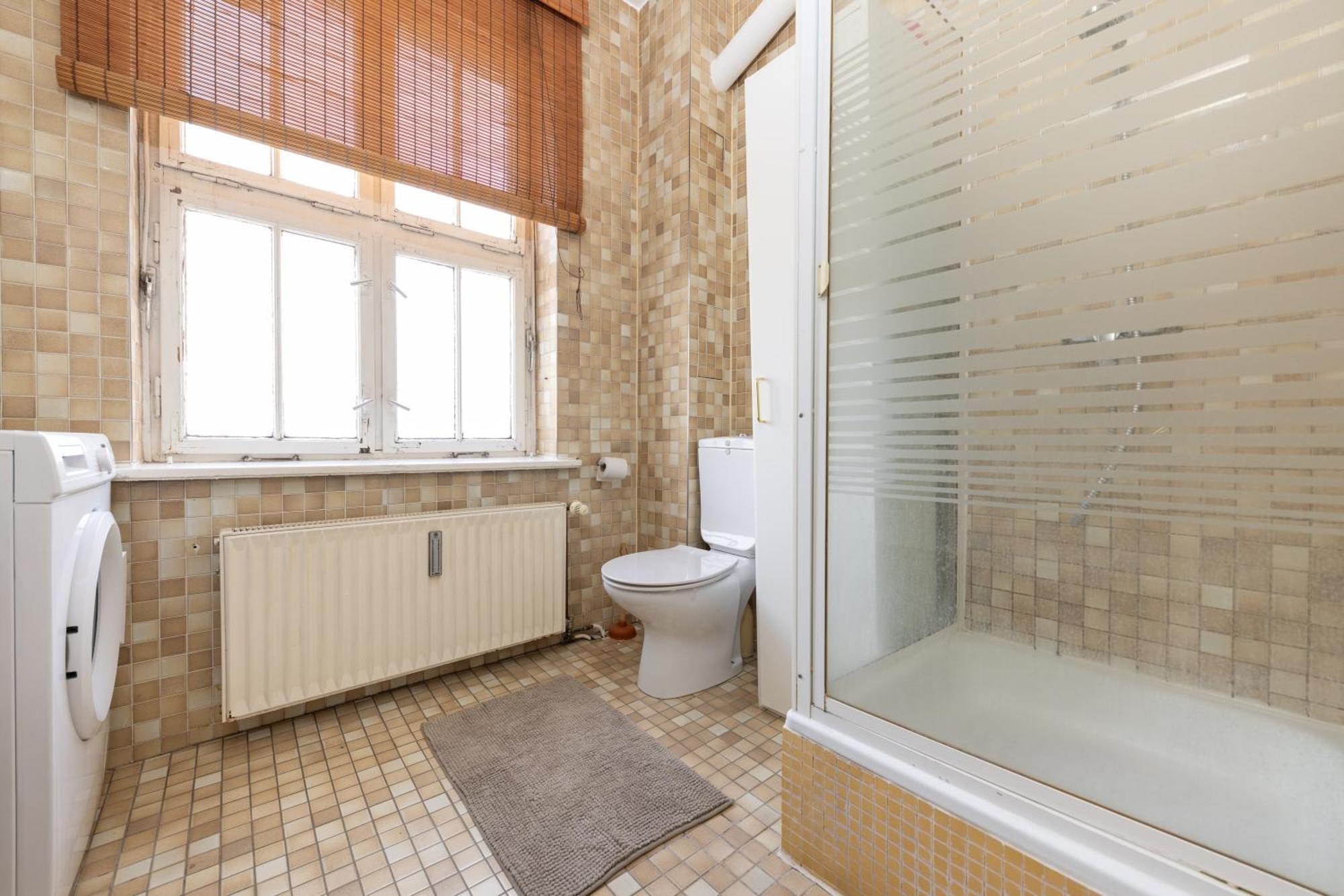 160qm 6-zimmer Banksi-galerie-apartment Hauptbahnhof Apartment *