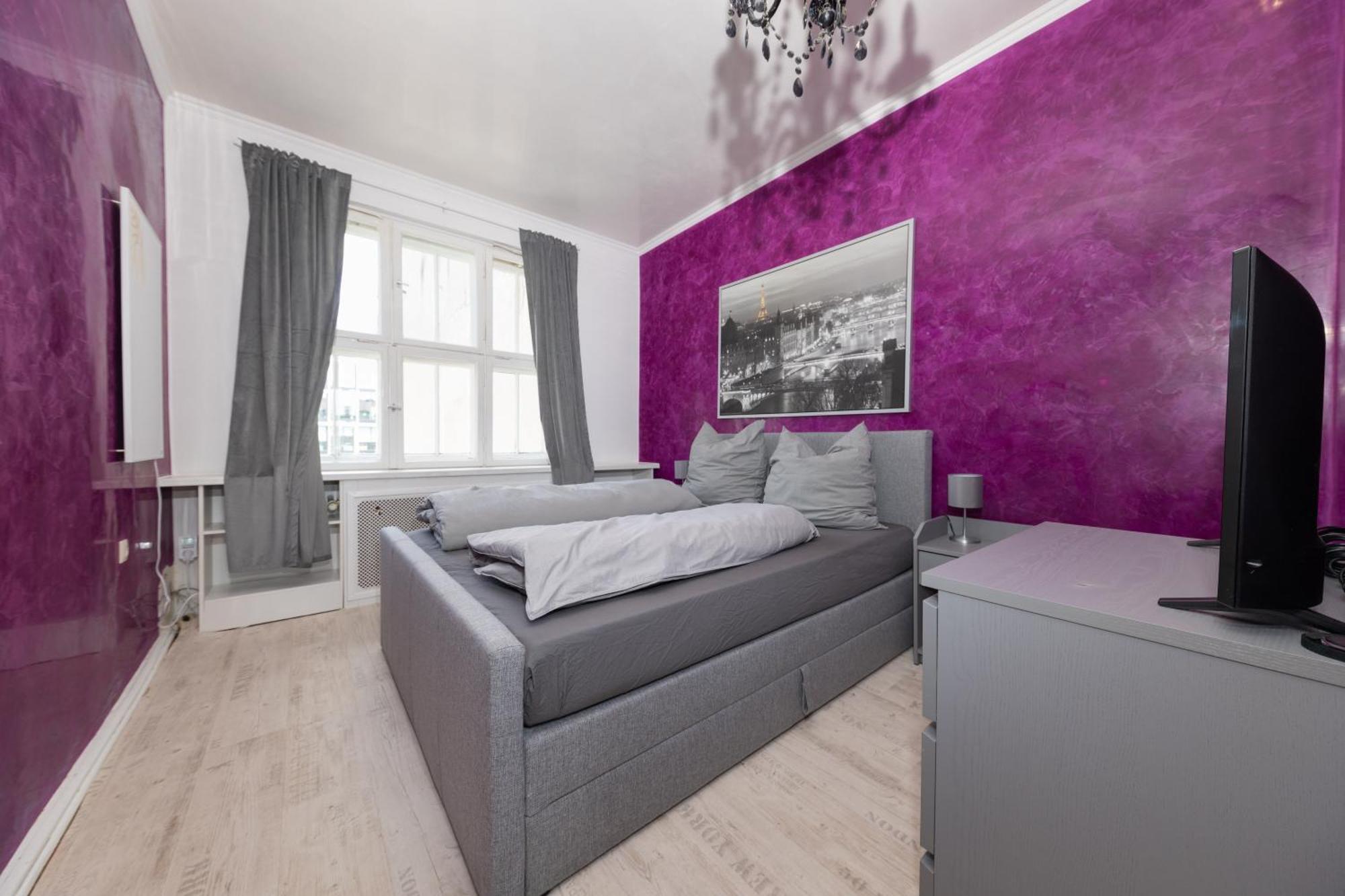 160qm 6-zimmer Banksi-galerie-apartment Hauptbahnhof Apartment Berlin