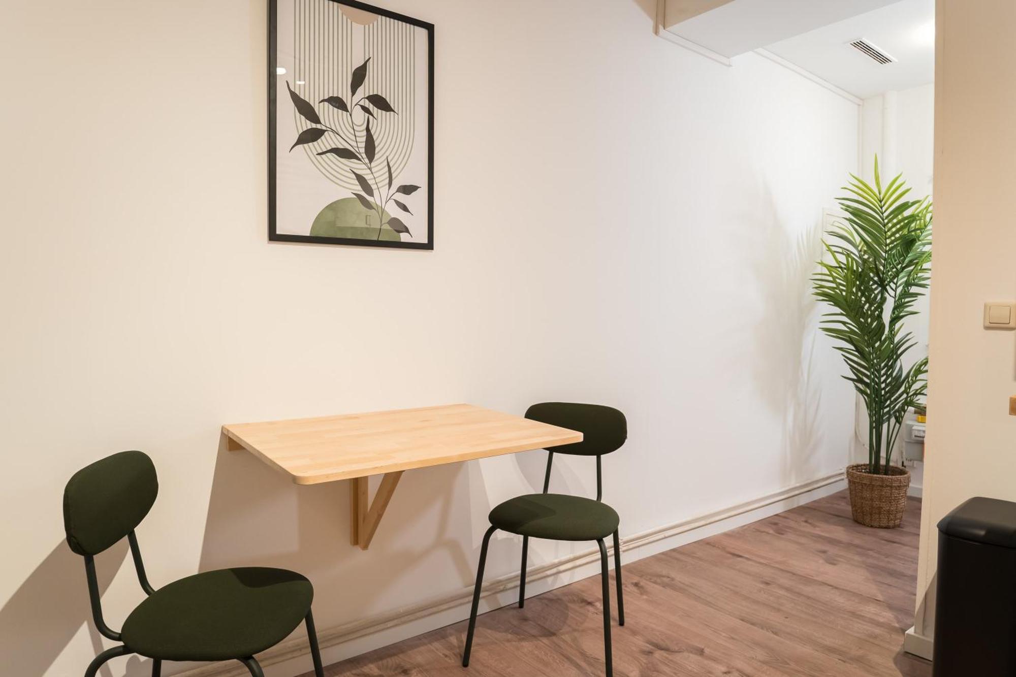 Spacious 1-bedroom In Kreuzberg Apartment