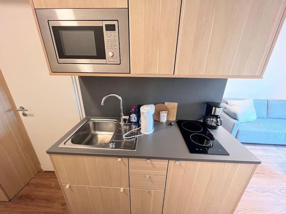 Luxurious Studio In Mitte Next To The Central Train Station Hauptbahnhof Berlin