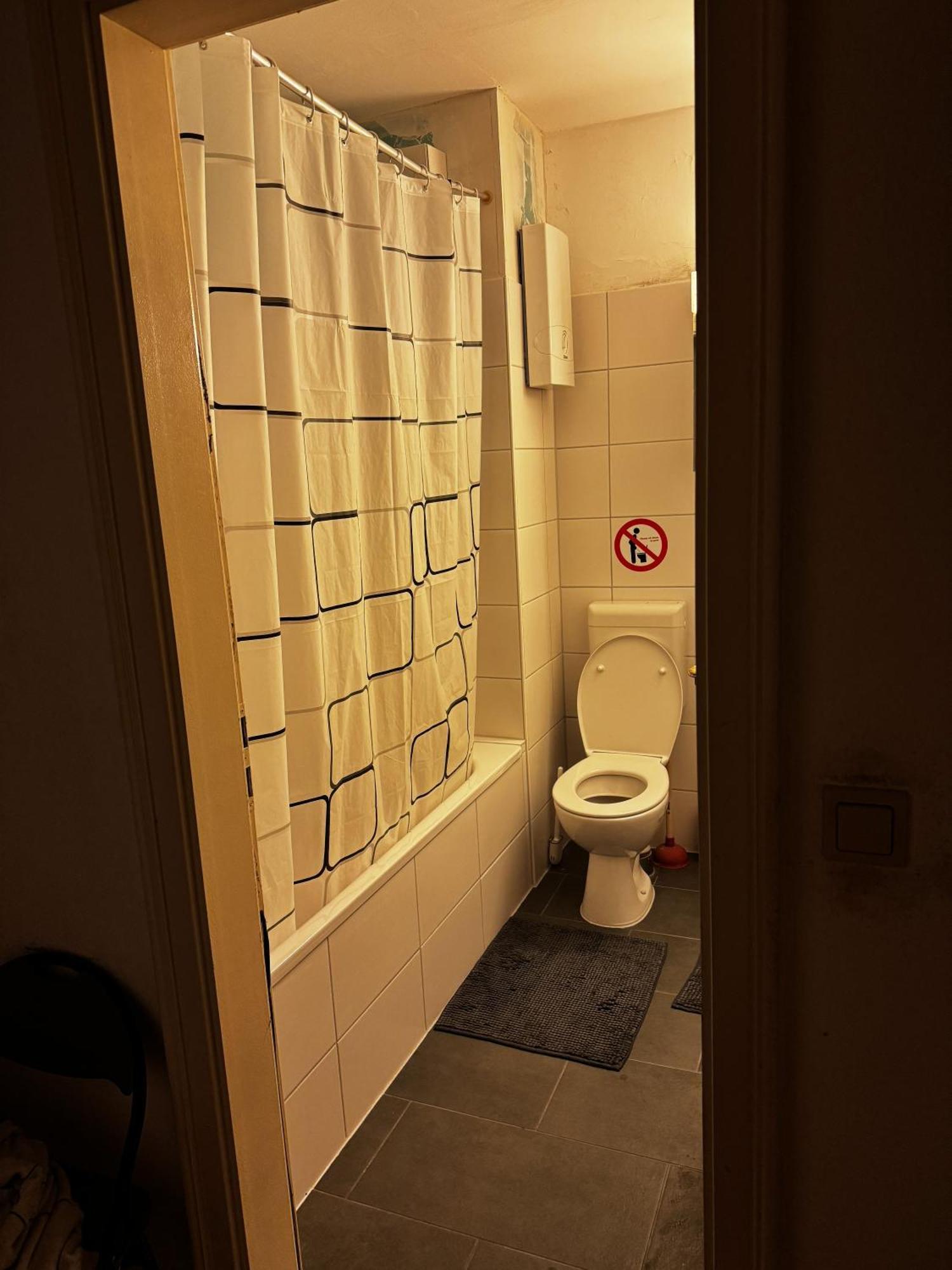 A Cosy, Super Quiet In Wedding Campsite Berlin
