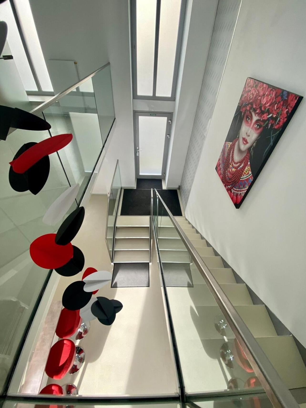 Loft With Pool Table, Kitchen Island & Gallery Apartment Berlin
