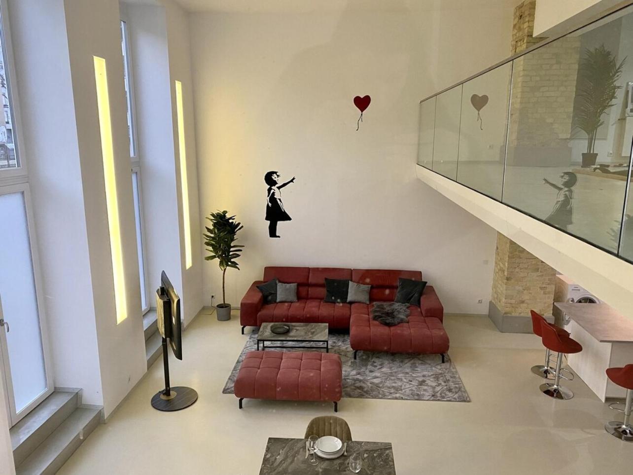 Loft With Pool Table, Kitchen Island & Gallery *