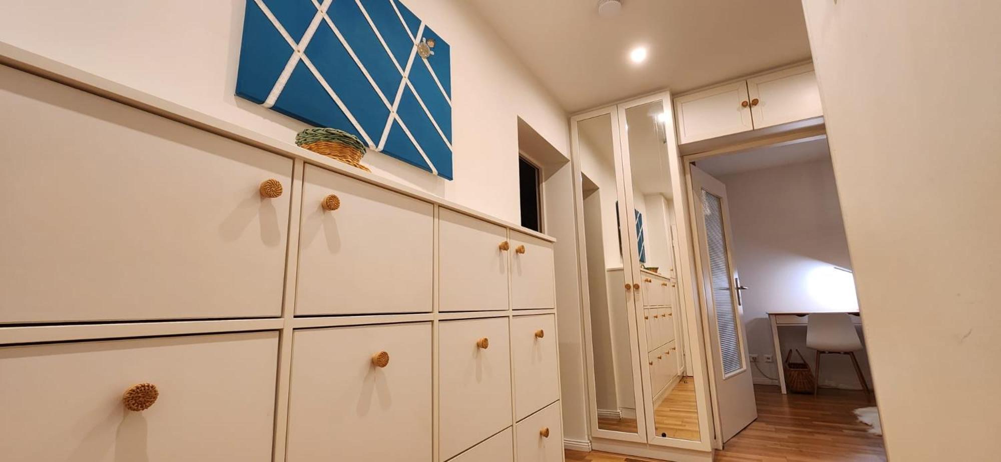 Apartment Like - West Berlin