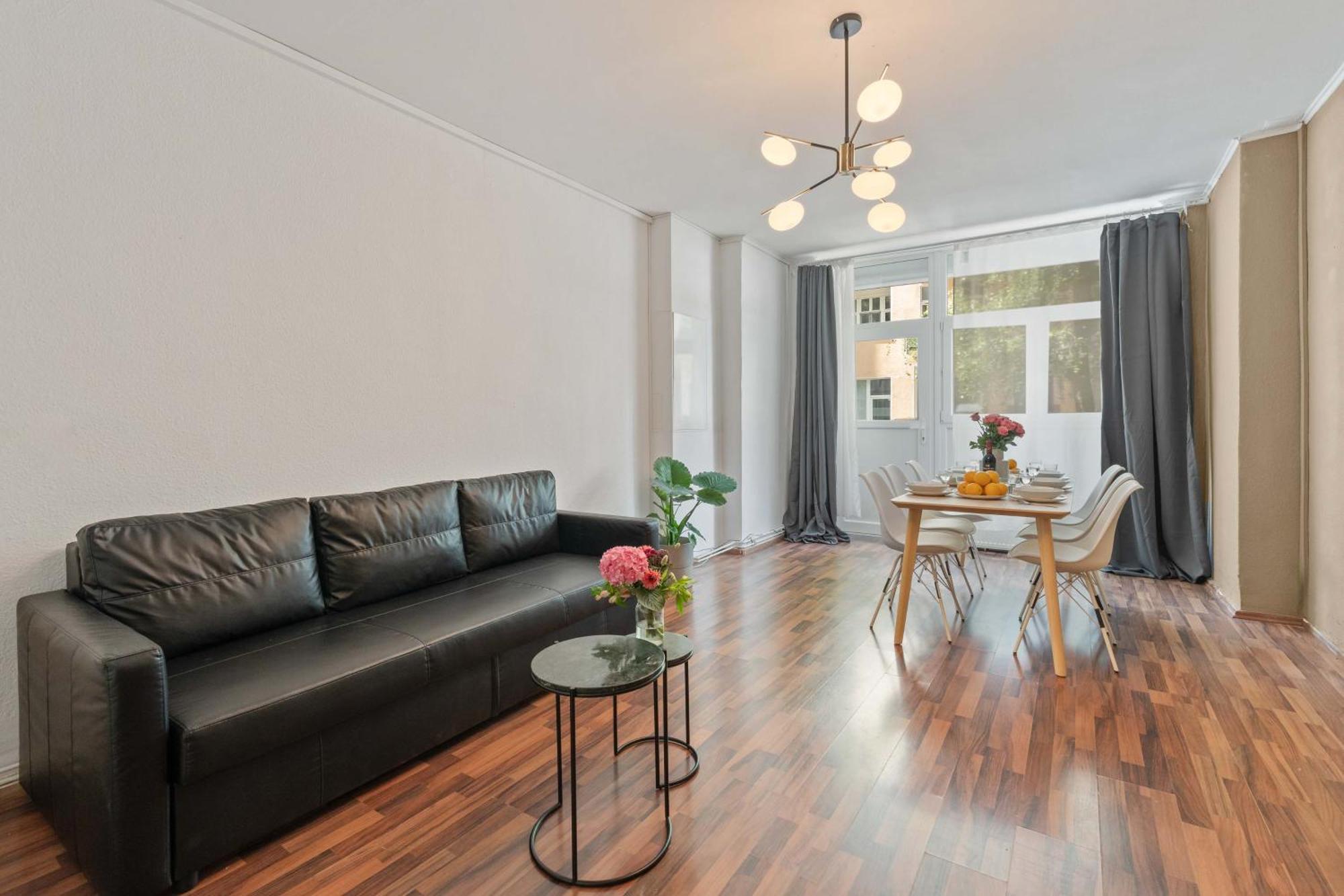 33 I Mitte Apartment *