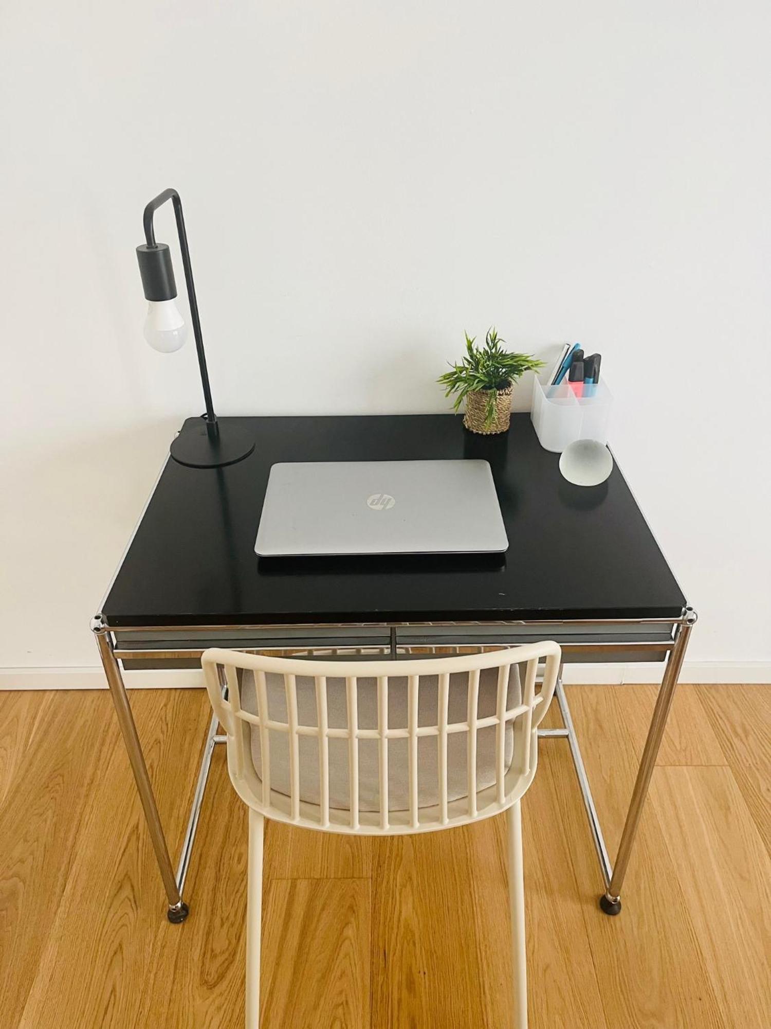 Privatunterkunft Mitte: Modern Bedroom / Ensuite Bath Berlin