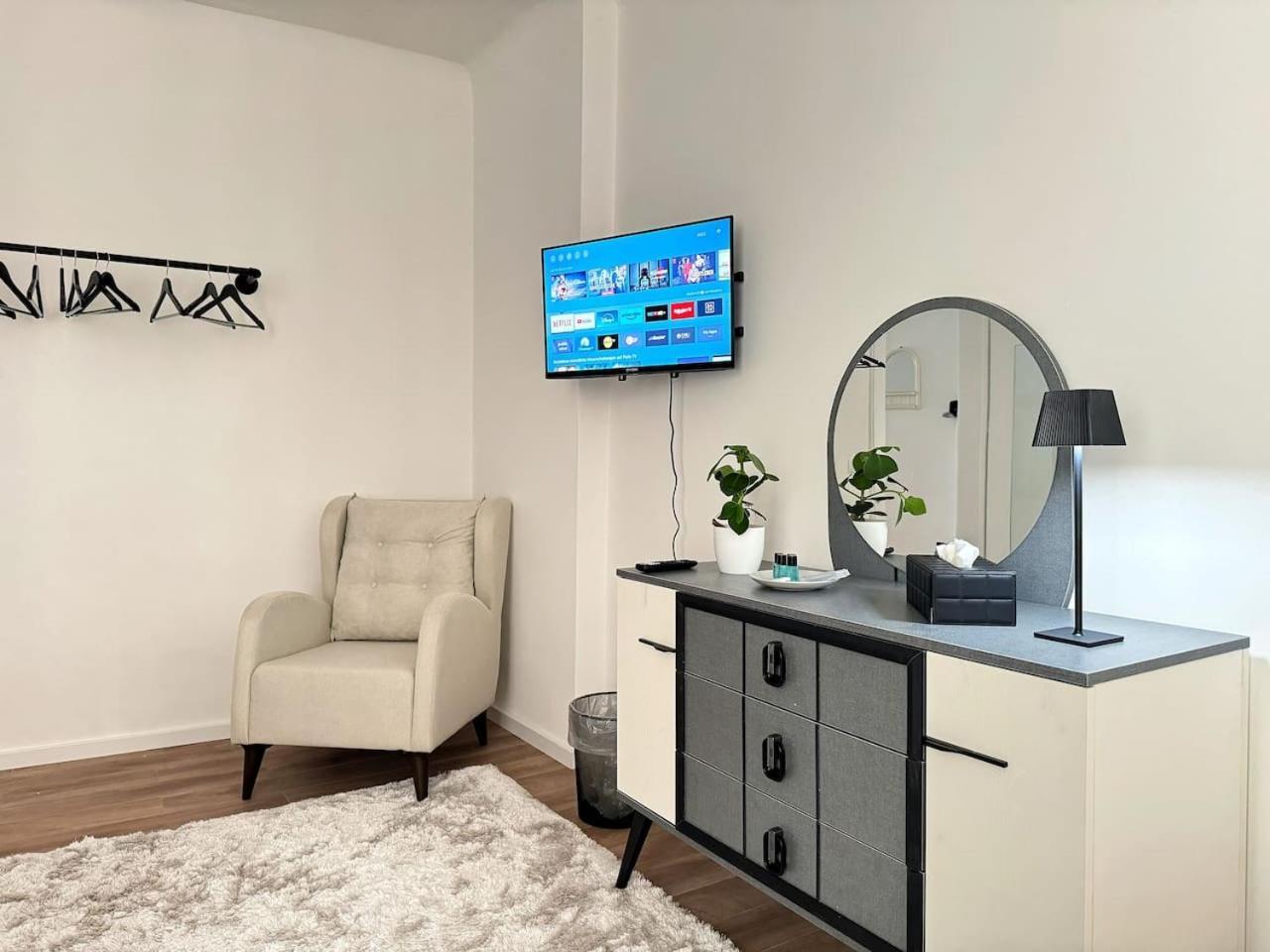 I Large 3 In The Location In Kreuzberg Apartment *