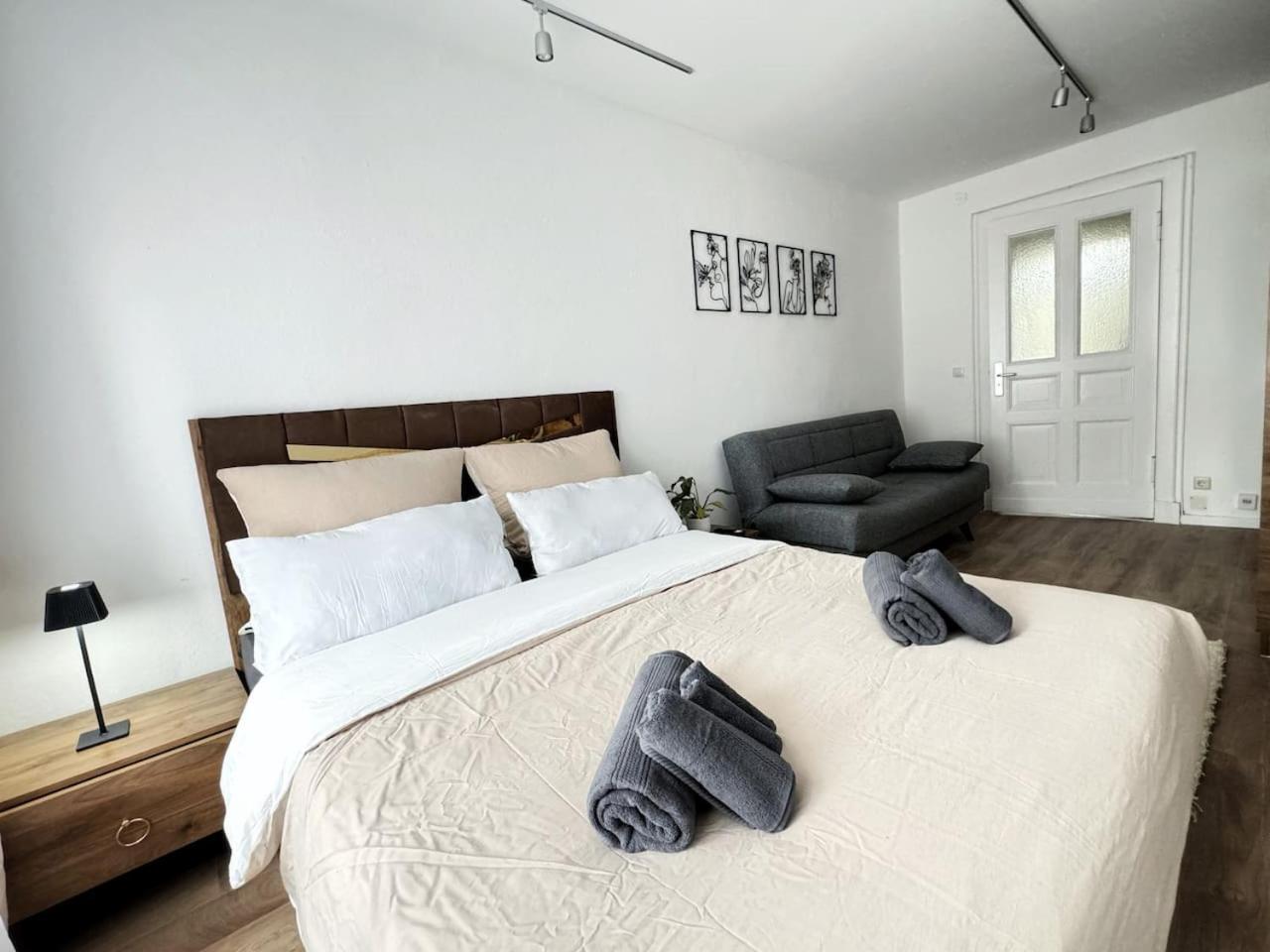I Stylish Private In The Heart Of Berlin-kreuzberg Apartment *