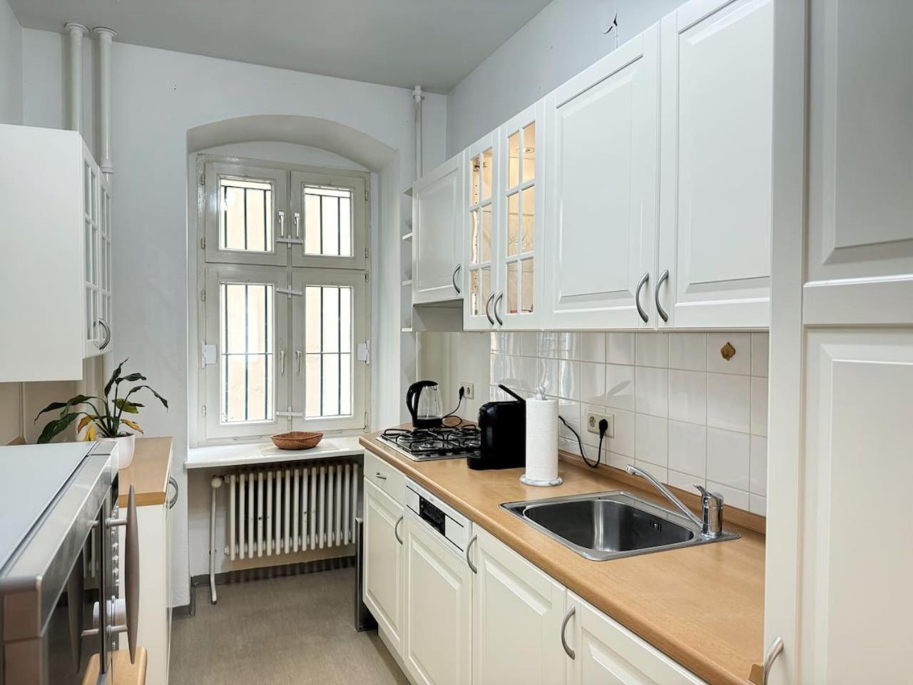 I Stylish Private In The Heart Of Berlin-kreuzberg Apartment