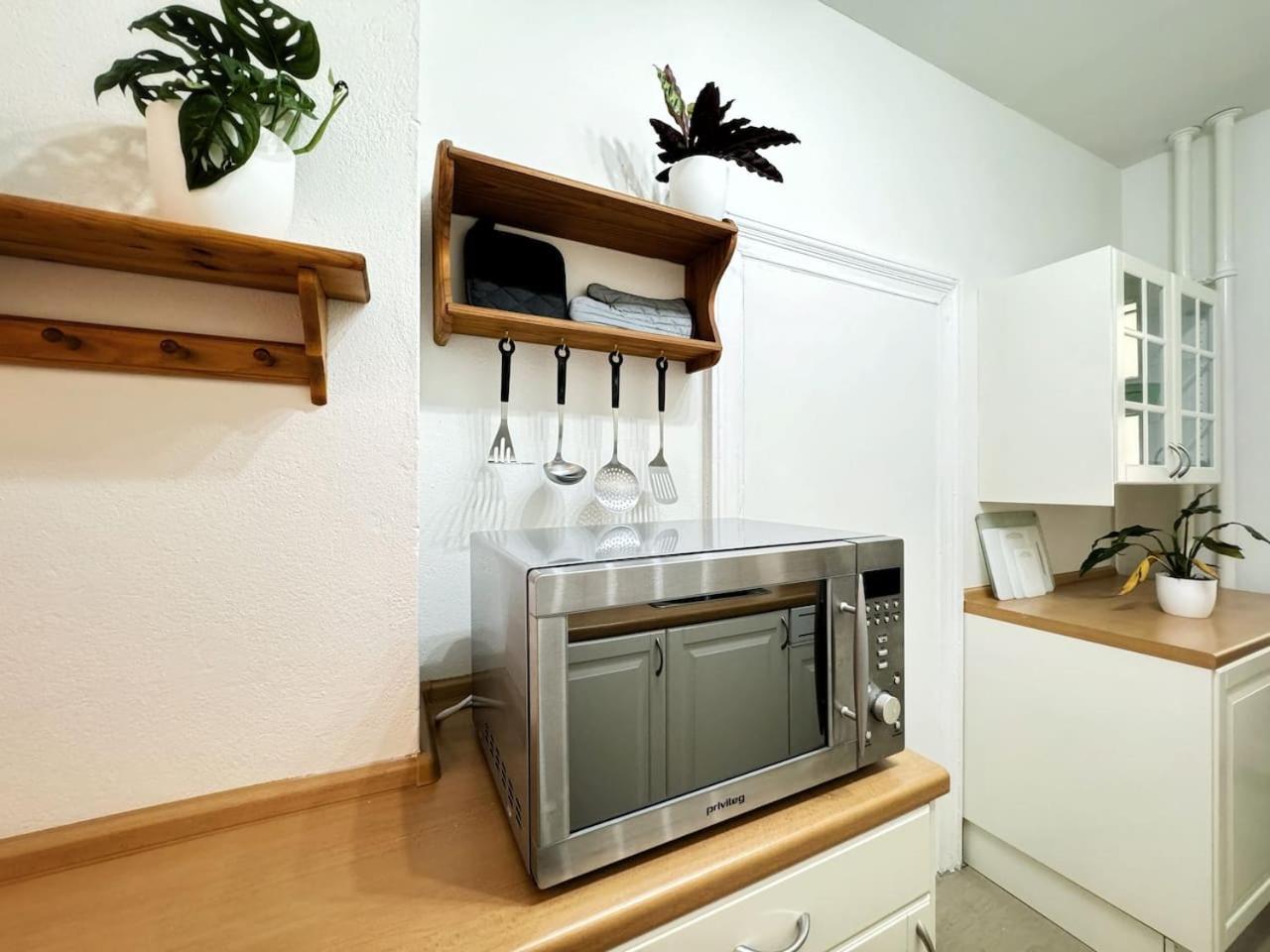 I Stylish Private In The Heart Of Berlin-kreuzberg Apartment *