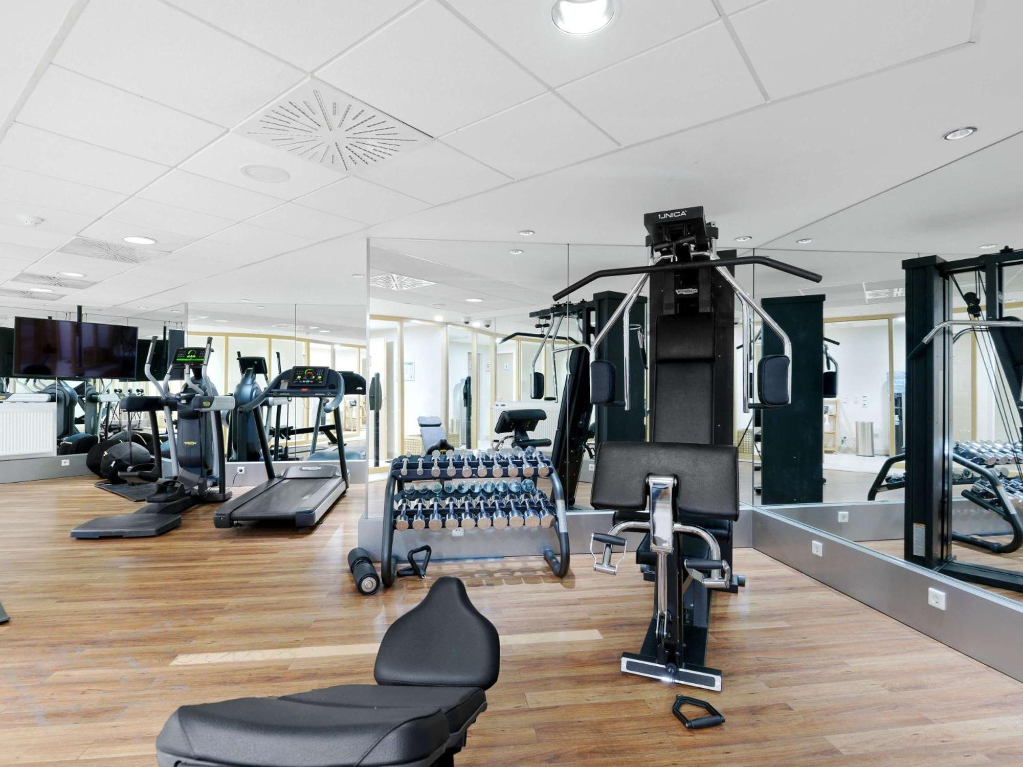 Hotel Novotel Mitte 4*