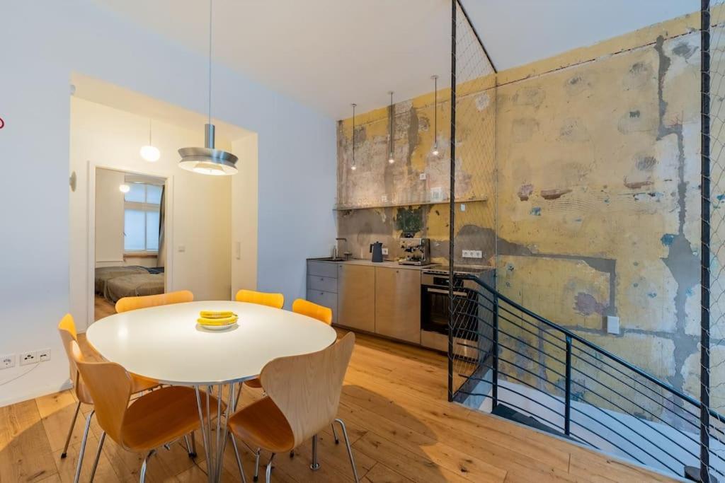 Apartment Architecture In Kreuzberg Berlin