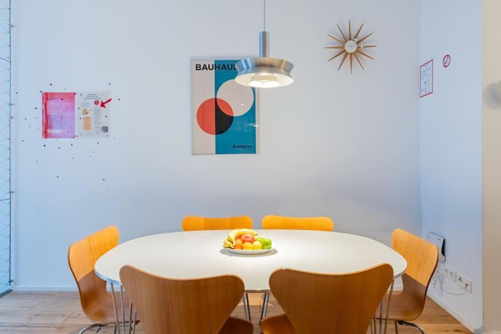 Architecture In Kreuzberg Apartment *