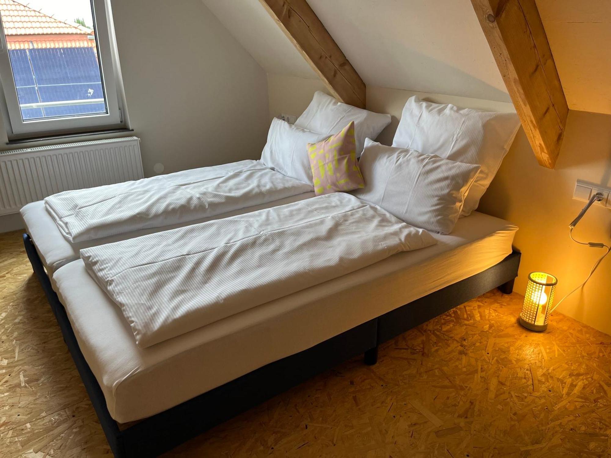 Quiet&cozy Perfect For Groups & Families & Business Trips, Near Ber Airport Apartamento Berlim