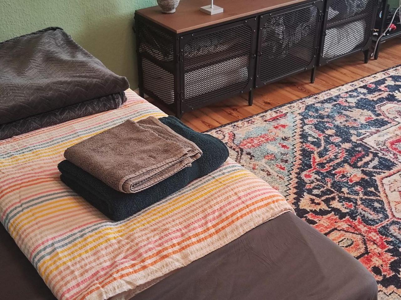 Apartment Stylish 2-room With Balcony Next To East Side Gallery *
