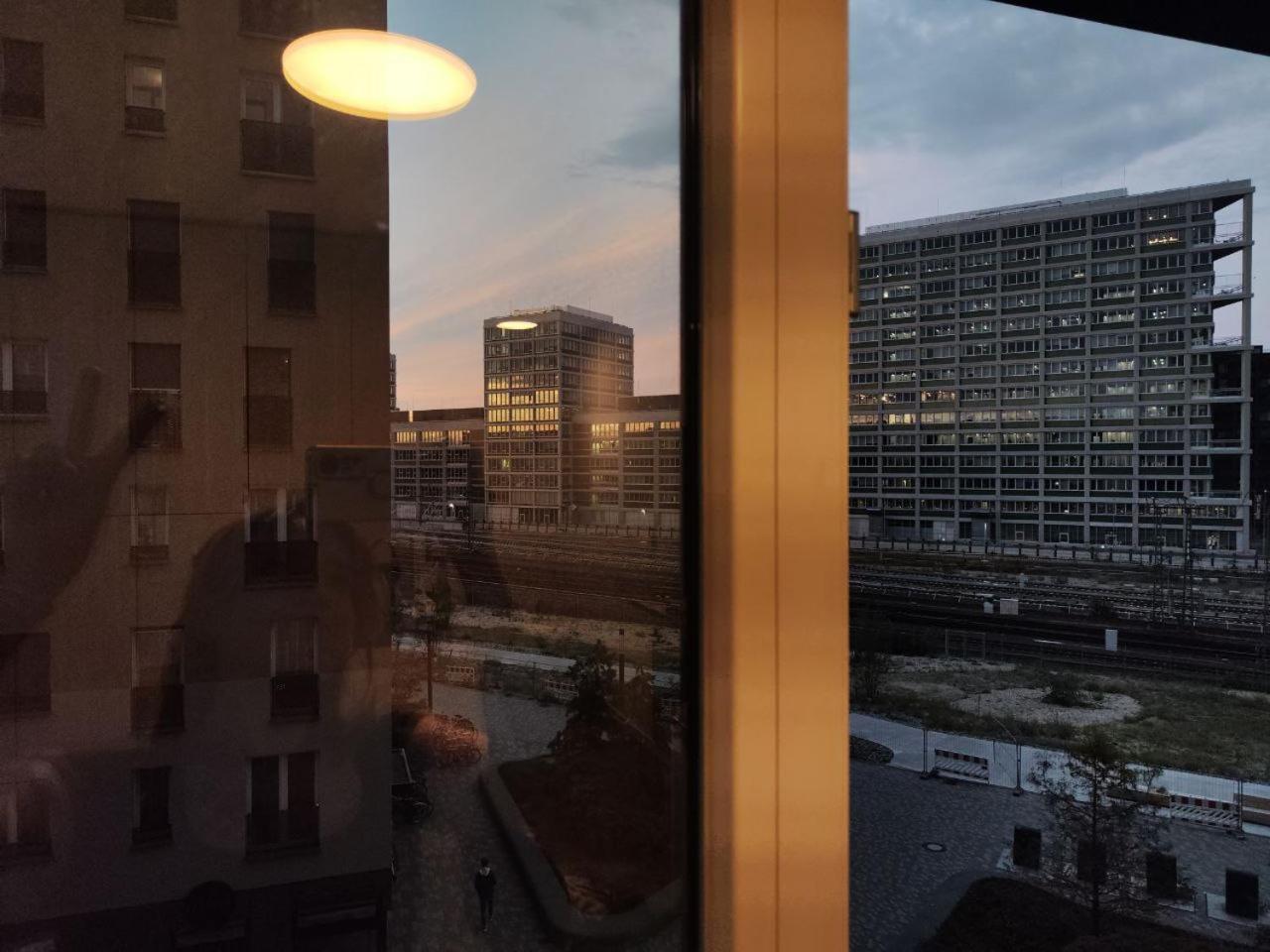 Luxurious Studio In Mitte Next To The Central Train Station Hauptbahnhof Apartment *