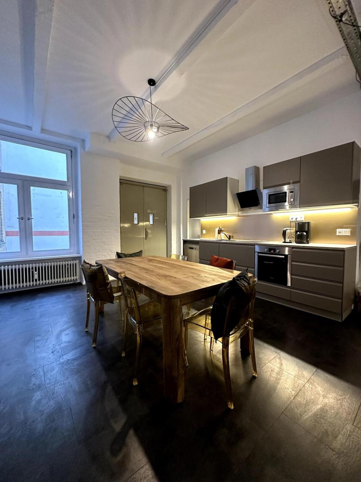 Apartment Elegant Gray In Vibrant Area 2 Berlin
