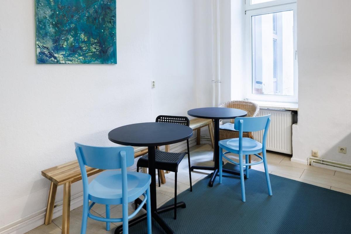 Apartment Generous In Central 4 Berlin