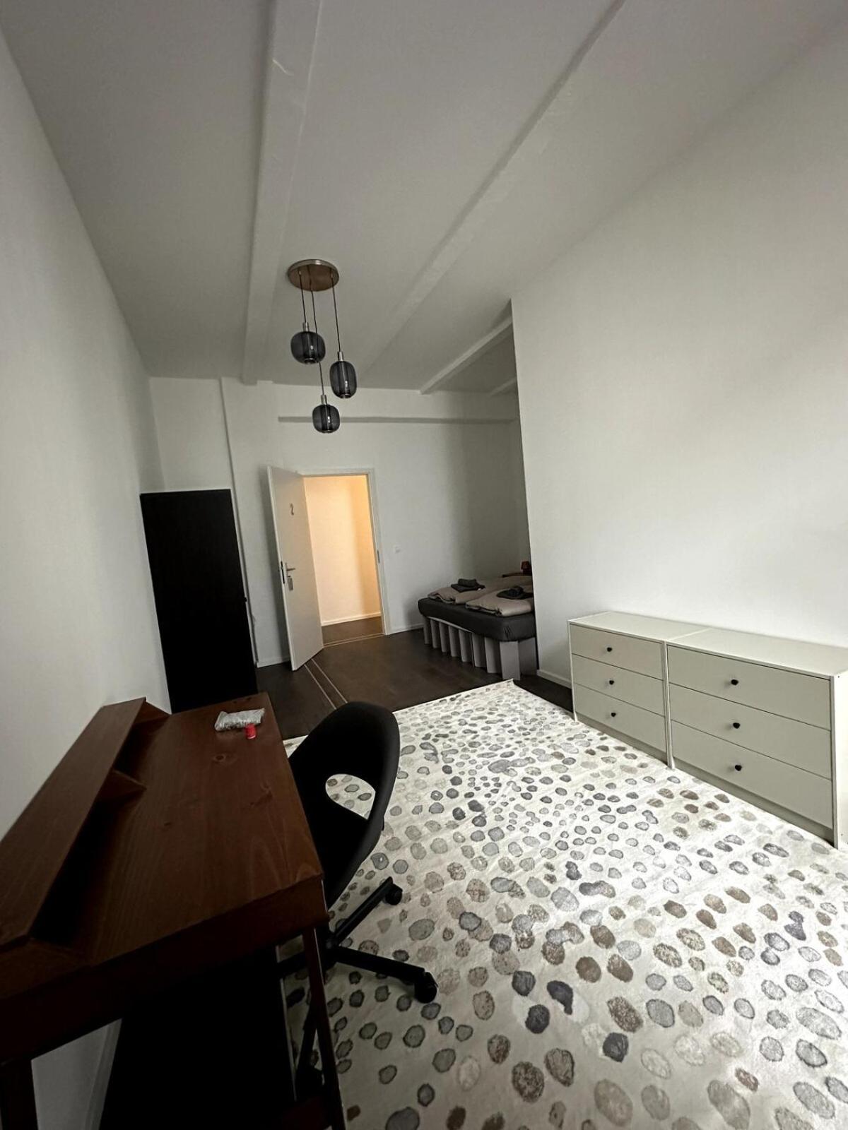 Apartment Elegant Gray In Vibrant Area 2 Berlin