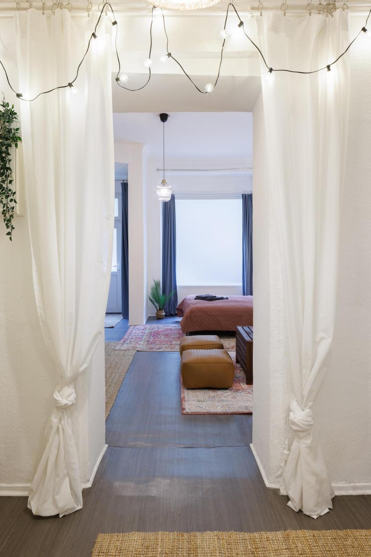 Artsy In Friedrichshain Apartment Berlin