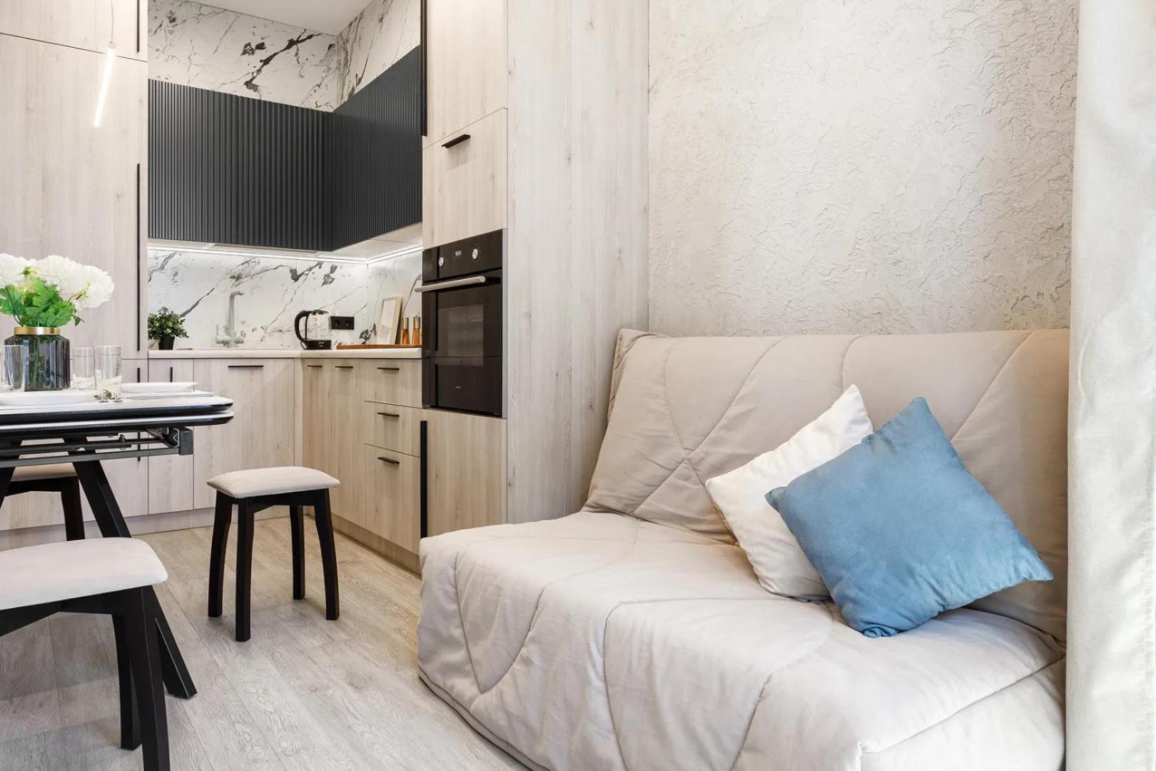 Nikolas Cosy Flat On Choriner Street * Berlin