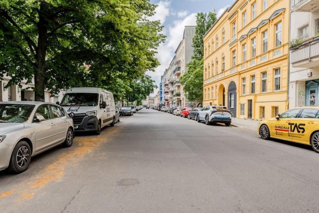 Funky Street Art Studio In Central Berlin