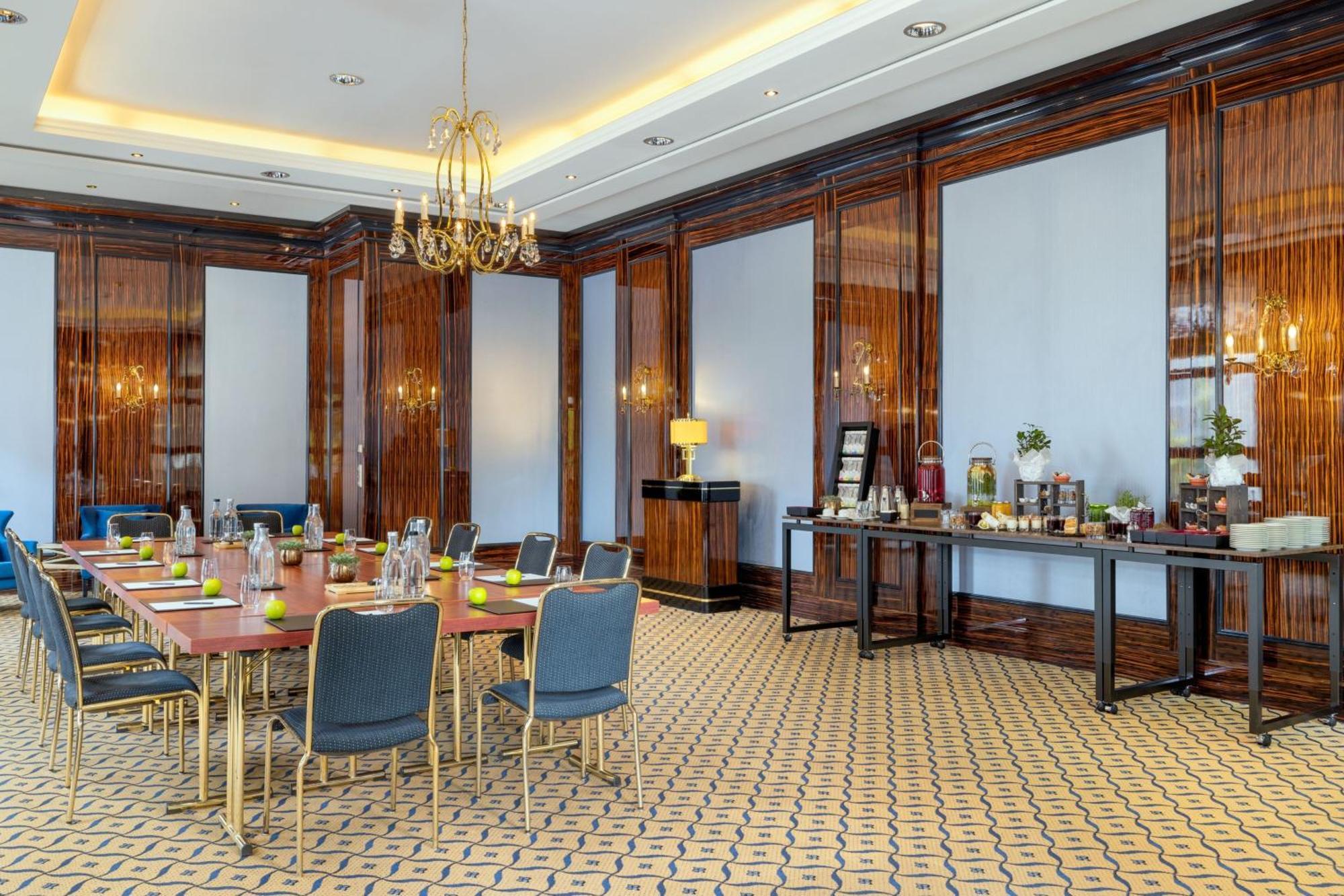 Hotel Jw Marriott 5*