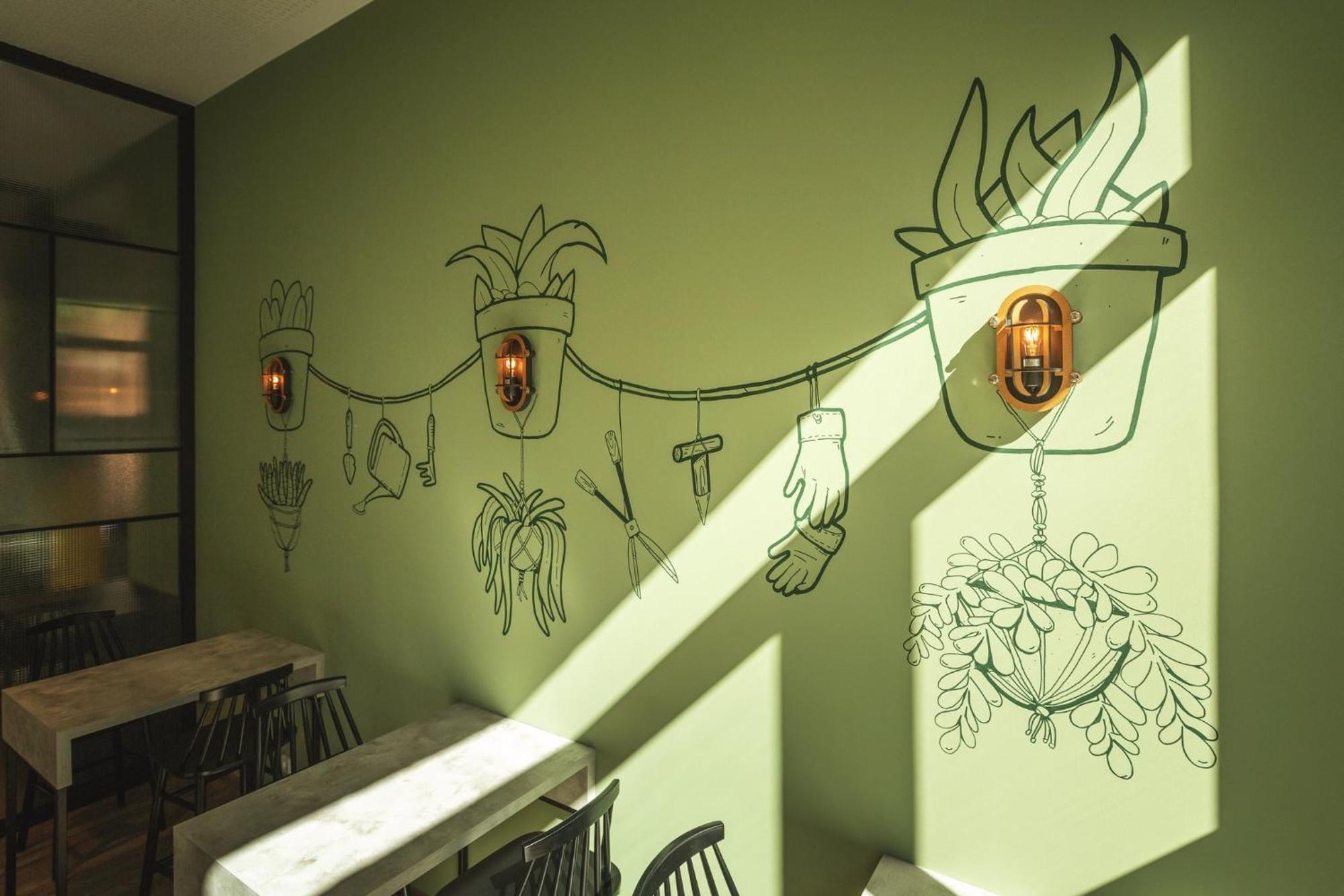 - The Niu, Dwarf Schoeneberg By Ihg Hotel 3*