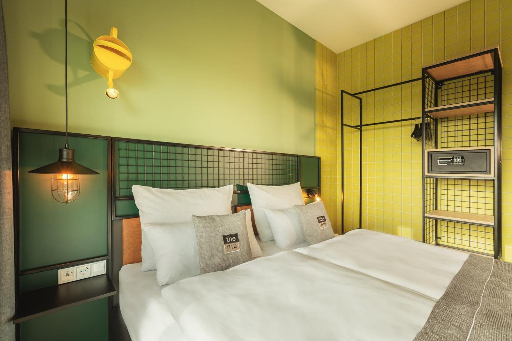 - The Niu, Dwarf Schoeneberg By Ihg Hotel 3*
