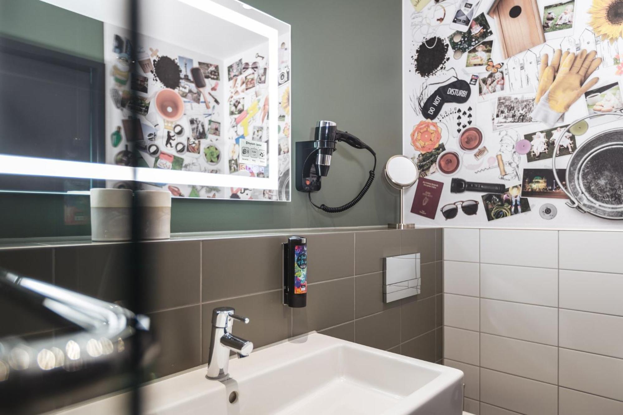 - The Niu, Dwarf Schoeneberg By Ihg Hotel 3*
