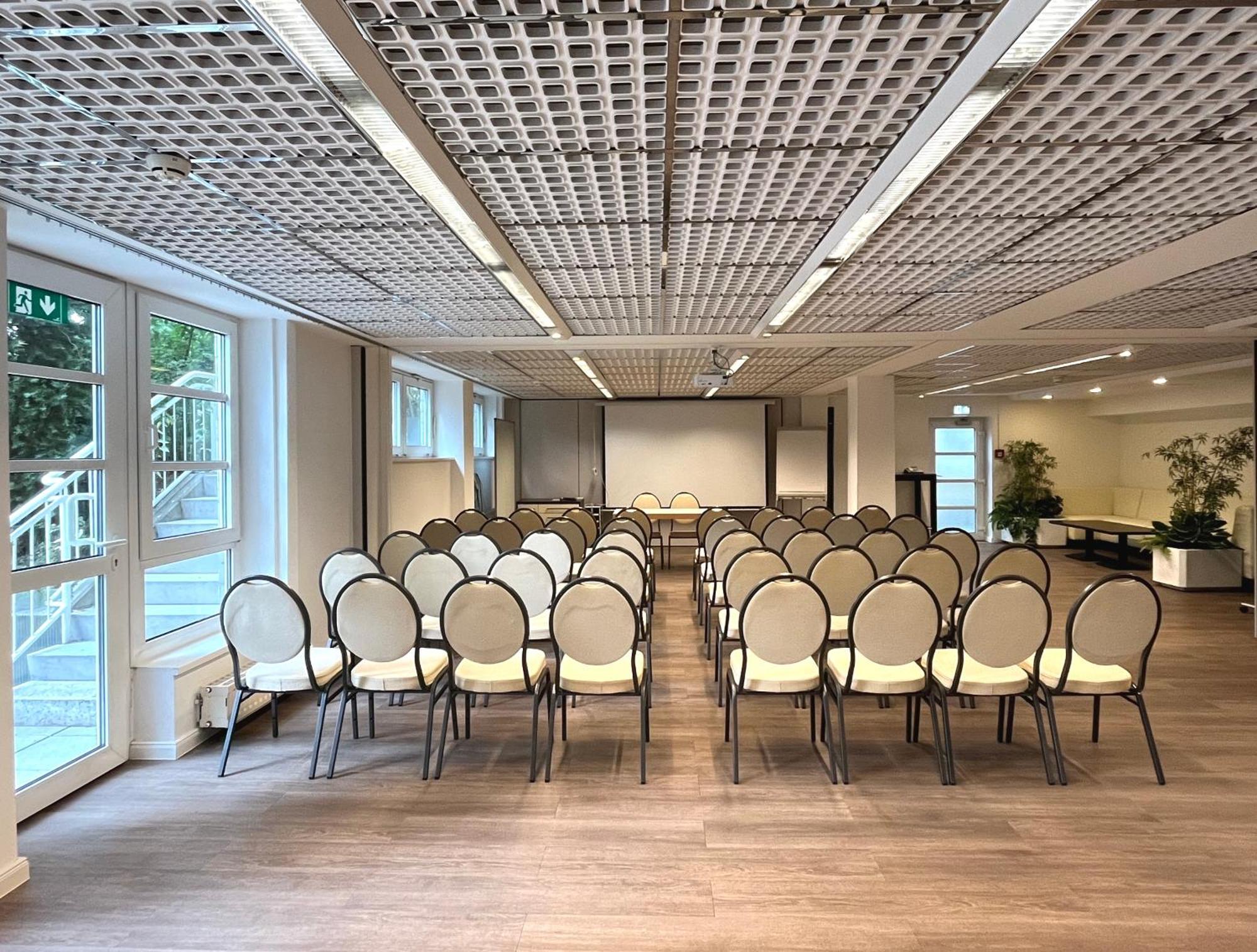 Senscity Spandau 3*