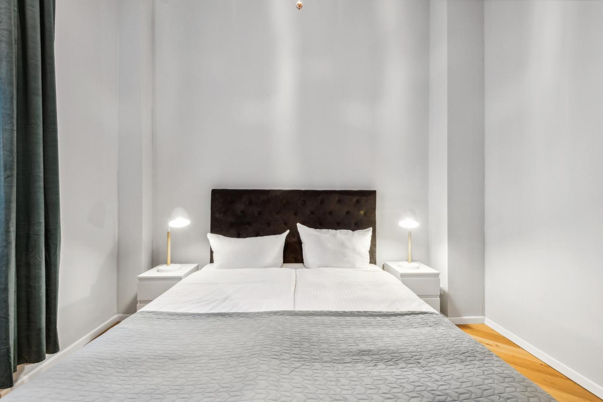 Comfy 2 Bedroom Charlottenburg * Berlin