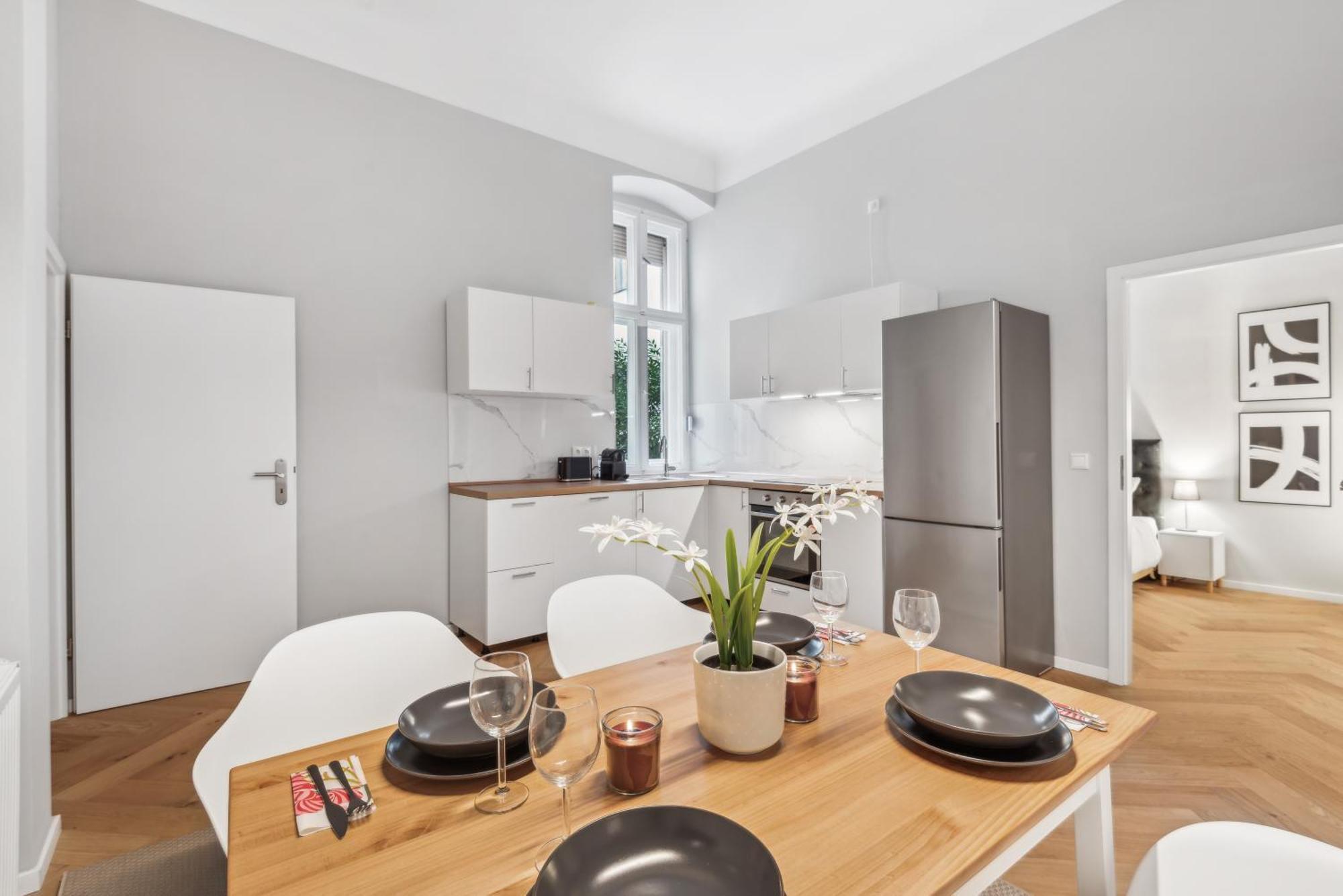 Comfy 2 Bedroom Charlottenburg Berlin