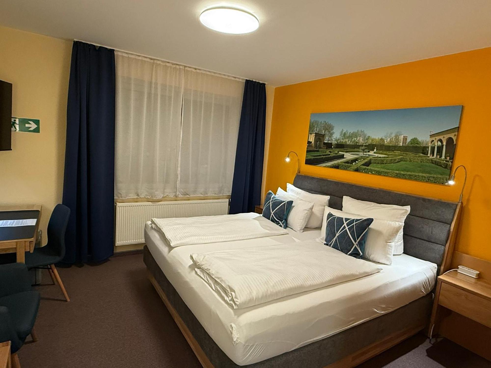 Parkhotel Marzahn 3* Berlin