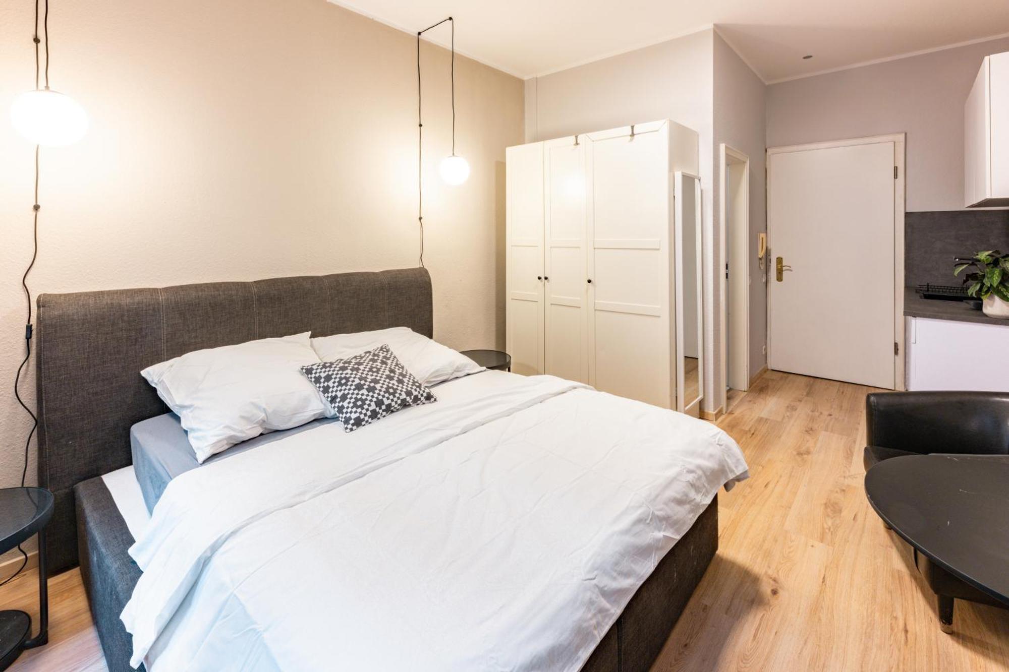 Bh5 Ron Apartment *
