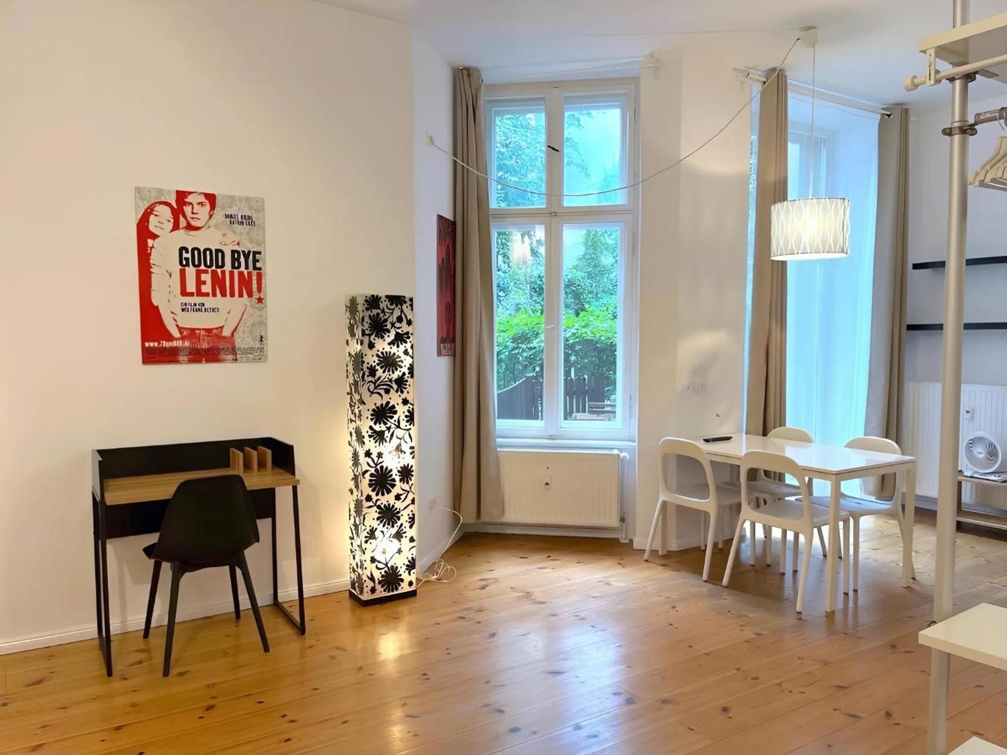 Mooeve Friedrichs Apartment *