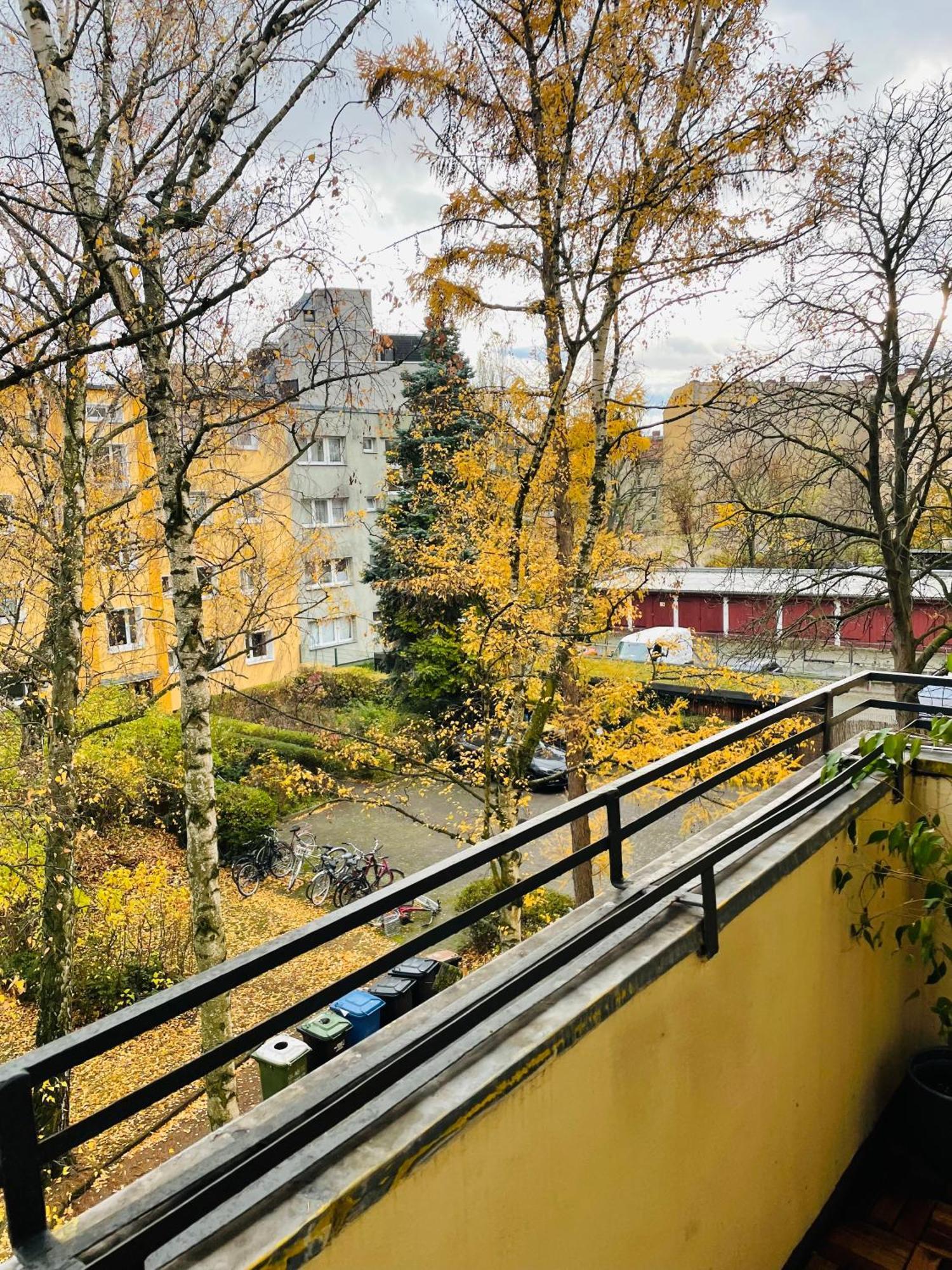 Apartment 2-rooms Flat In Berlin-wedding Berlin