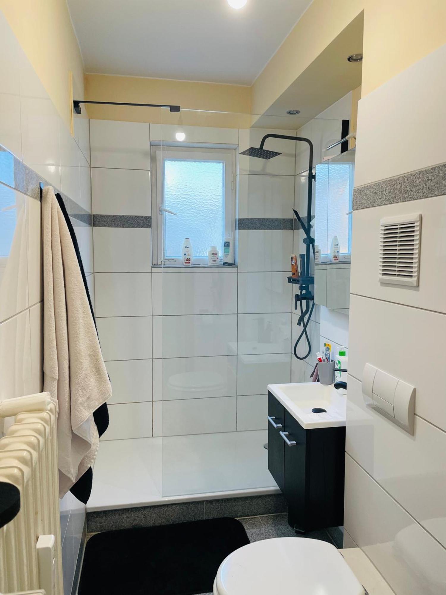 Apartment 2-rooms Flat In Berlin-wedding *
